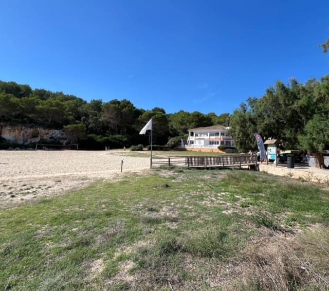 2 soverom Villa til salgs i Llubi - € 389 500 (Ref: 9367926)