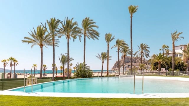 2 quarto Apartamento para venda em Ensanche - Diputacion, Alicante cidade com piscina - 1 100 000 € (Ref: 9367929)