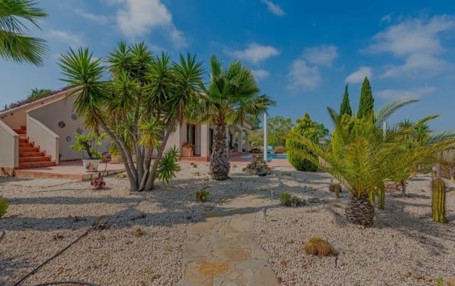 4 quarto Quinta/Casa Rural para venda em Torremendo, Orihuela com piscina garagem - 795 000 € (Ref: 9367930)