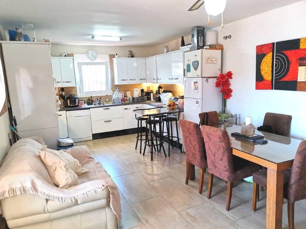 6 bedroom Villa for sale in Los Balcones with pool - € 599,999 (Ref: 9367932)