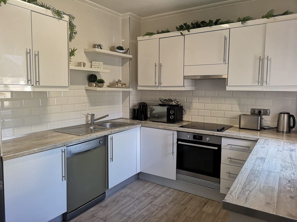 Chalet de 4 habitaciones en Playa Flamenca en venta con piscina - 399.000 € (Ref: 9367938)