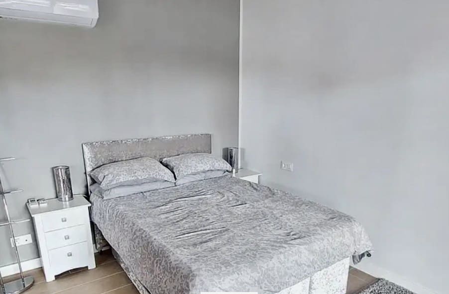 2 Zimmer Apartment zu verkaufen in Villamartin mit Pool - 254.950 € (Ref: 9367943)