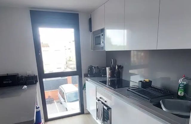 2 slaapkamer Appartement te koop in Villamartin, Orihuela met zwembad - € 254.950 (Ref: 9367943)