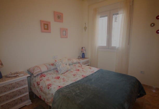 Chalet de 5 habitaciones en San Miguel de Salinas en venta con piscina - 245.000 € (Ref: 9367944)