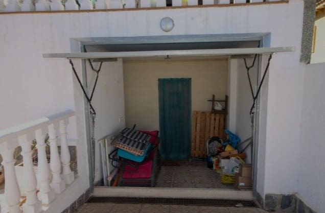 Chalet de 5 habitaciones en San Miguel de Salinas en venta con piscina - 245.000 € (Ref: 9367944)