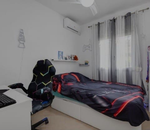 4 sypialnia Dom szeregowy na sprzedaż w Playa Flamenca z basenem - 229 000 € (Ref: 9367947)