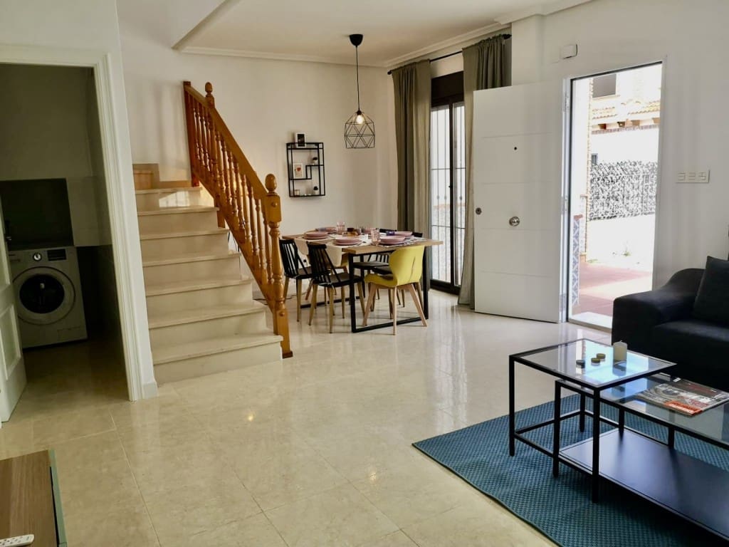 3 quarto Casa em Banda para venda em San Miguel de Salinas com piscina - 229 000 € (Ref: 9367952)