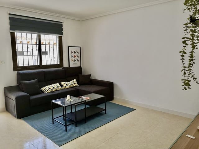 3 quarto Casa em Banda para venda em San Miguel de Salinas com piscina - 229 000 € (Ref: 9367952)