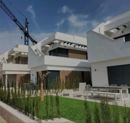 3 camera da letto Villa in vendita in Pilar de la Horadada con piscina garage - 389.000 € (Rif: 9367955)