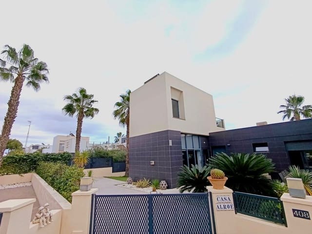 3 slaapkamer Villa te koop in Villamartin, Orihuela met zwembad - € 330.000 (Ref: 9483767)