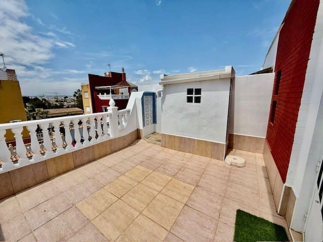 3 bedroom Villa for sale in Los Altos with pool - € 194,900 (Ref: 9591946)