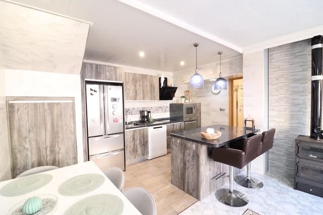 3 makuuhuone Huvila myytävänä paikassa Los Altos mukana uima-altaan - 149 000 € (Ref: 9591947)