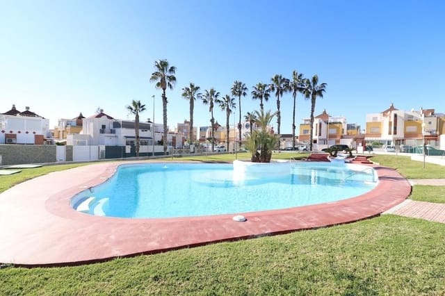 3 makuuhuone Huvila myytävänä paikassa Los Altos mukana uima-altaan - 149 000 € (Ref: 9591947)