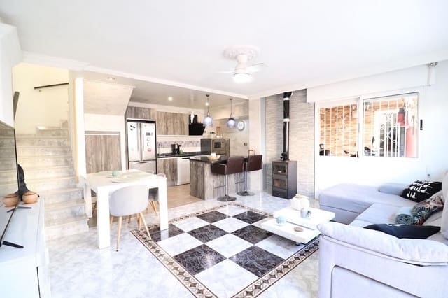 3 makuuhuone Huvila myytävänä paikassa Los Altos mukana uima-altaan - 149 000 € (Ref: 9591947)