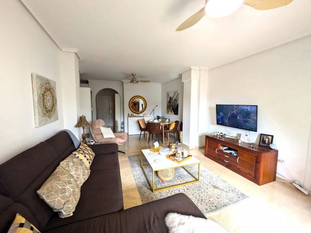 2 bedroom Apartment for sale in Playa Flamenca with pool - € 176,000 (Ref: 9731254)