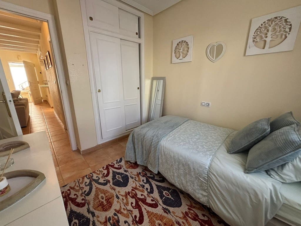 2 soverom Rekkehus til salgs i Villamartin med svømmebasseng - € 184 500 (Ref: 9731255)