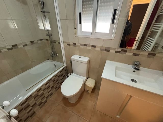 Adosado de 2 habitaciones en Villamartin, Orihuela en venta con piscina - 184.500 € (Ref: 9731255)