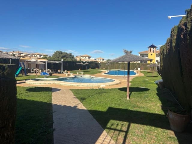 Adosado de 2 habitaciones en Villamartin, Orihuela en venta con piscina - 184.500 € (Ref: 9731255)