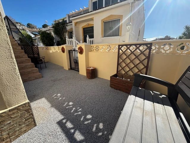 Adosado de 2 habitaciones en Villamartin, Orihuela en venta con piscina - 184.500 € (Ref: 9731255)