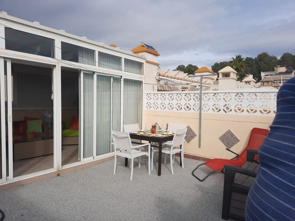 2 soverom Rekkehus til salgs i Villamartin med svømmebasseng - € 184 500 (Ref: 9731255)