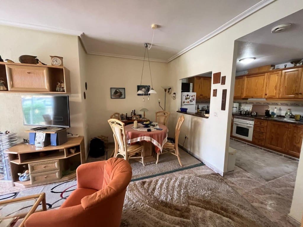 2 bedroom Apartment for sale in Cabo Roig with pool - € 159,900 (Ref: 9731257)