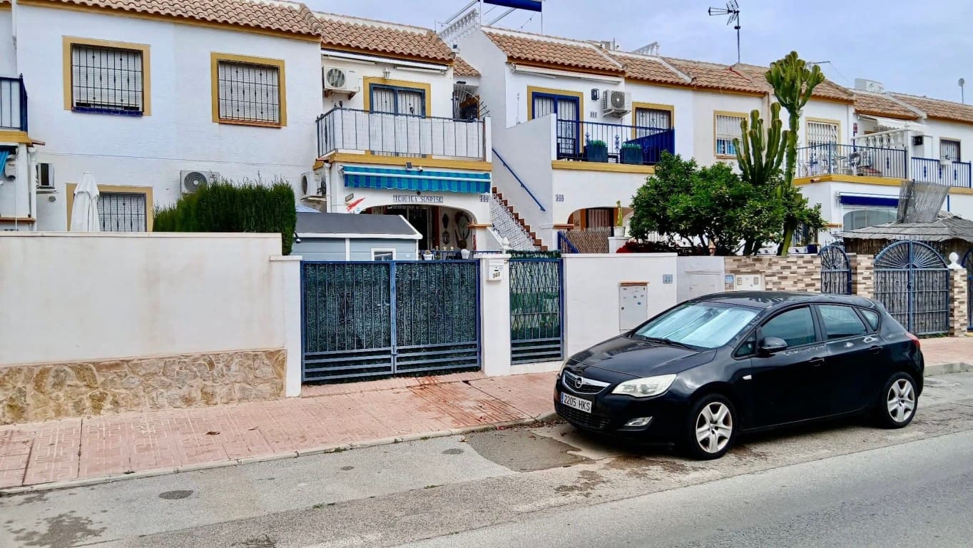 2 bedroom Apartment for sale in La Florida with pool - € 149,990 (Ref: 9731258)