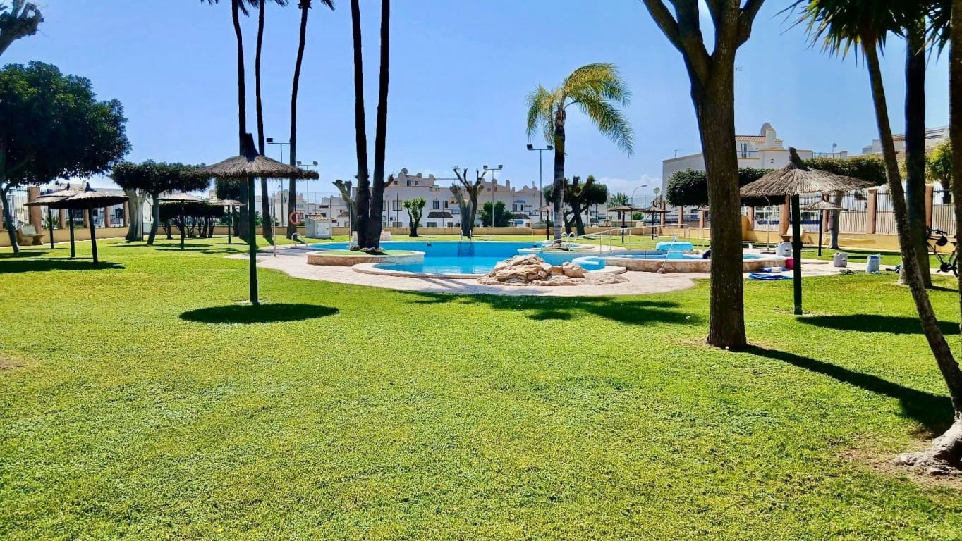 2 bedroom Apartment for sale in La Florida with pool - € 149,990 (Ref: 9731258)