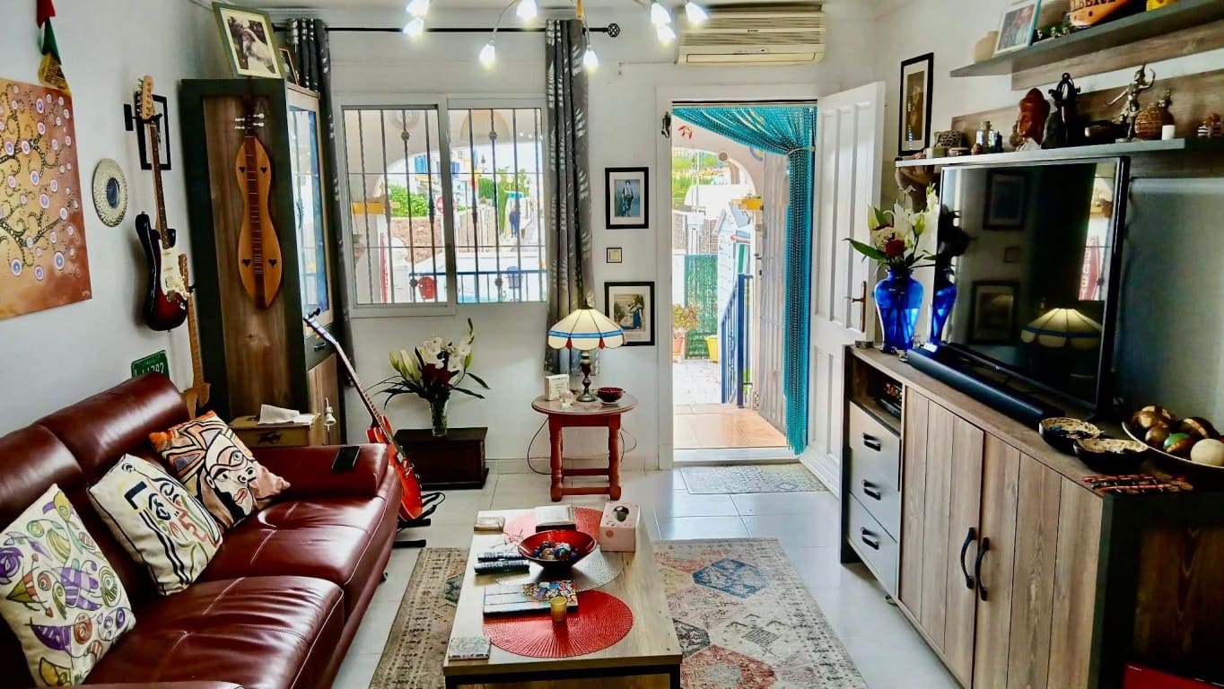 2 bedroom Apartment for sale in La Florida with pool - € 149,990 (Ref: 9731258)