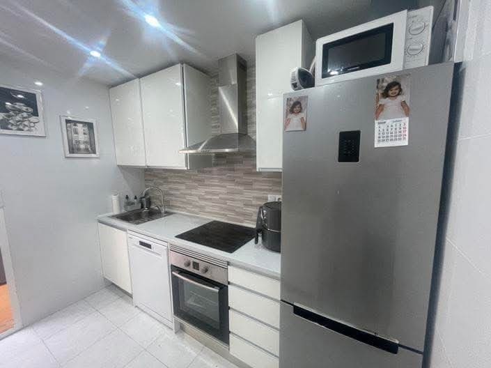 3 bedroom Apartment for sale in La Florida with pool - € 159,999 (Ref: 9731259)