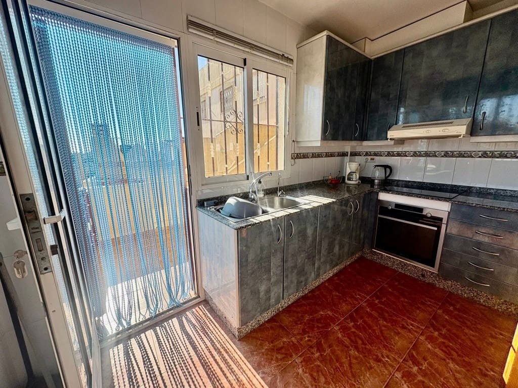 Adosado de 3 habitaciones en Playa Flamenca en venta con piscina - 189.950 € (Ref: 9731263)