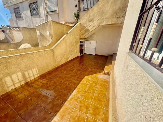 Adosado de 3 habitaciones en Playa Flamenca, Orihuela en venta con piscina - 189.950 € (Ref: 9731263)