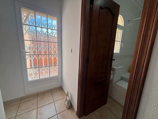 Chalet de 3 habitaciones en Playa Flamenca, Orihuela en venta con piscina - 269.950 € (Ref: 9731264)