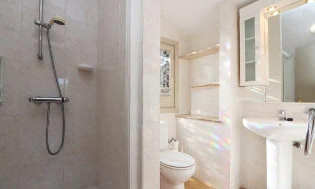 Chalet de 3 habitaciones en Playa Flamenca en venta con piscina - 439.000 € (Ref: 9731266)