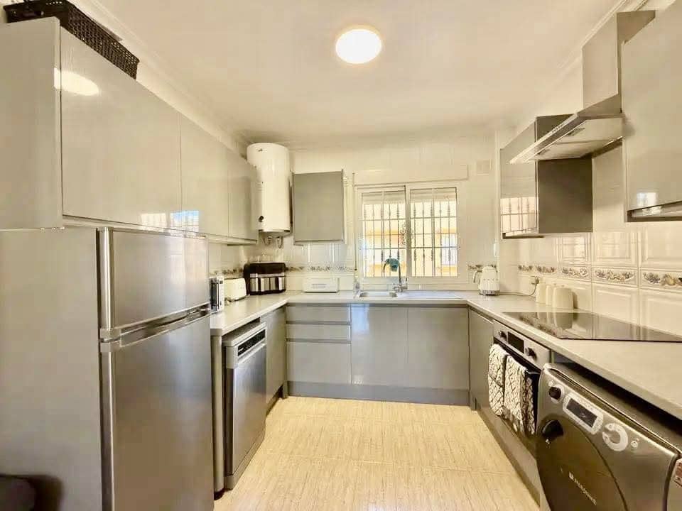 2 bedroom Apartment for sale in Cabo Roig with pool - € 169,000 (Ref: 9731267)