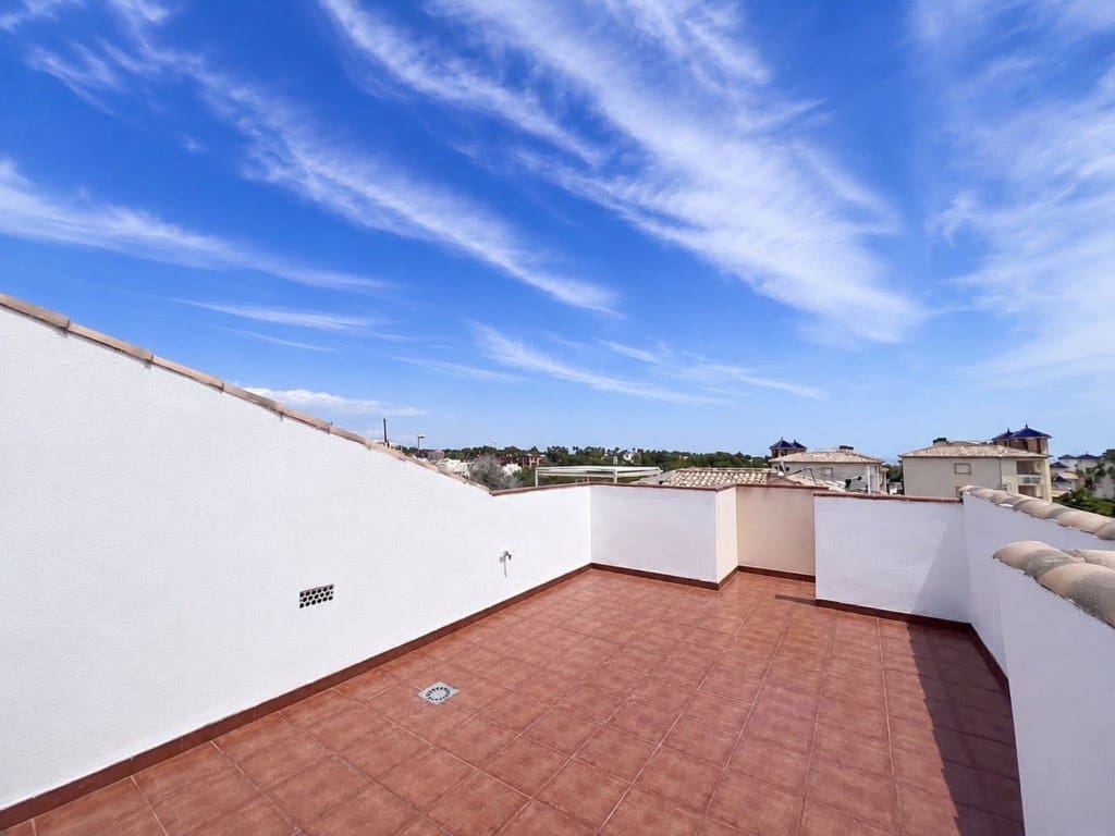 2 Zimmer Bungalow zu verkaufen in Villamartin mit Pool Garage - 179.500 € (Ref: 9731268)