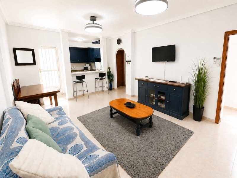 2 Zimmer Bungalow zu verkaufen in Villamartin mit Pool Garage - 179.500 € (Ref: 9731268)
