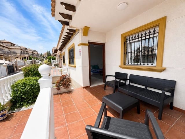 2 soveværelse Bungalow til salg i Villamartin, Orihuela med swimmingpool garage - € 179.500 (Ref: 9731268)