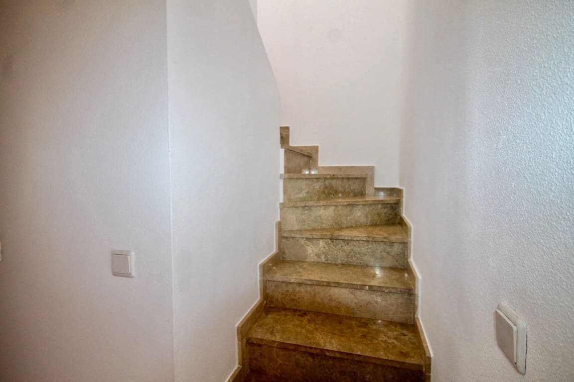 3 chambre Appartement à vendre à Villamartin avec piscine - 165 000 € (Ref: 9731269)