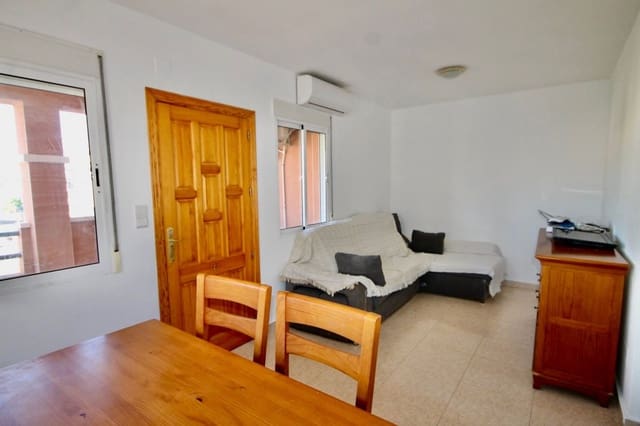 Apartamento de 3 habitaciones en Villamartin, Orihuela en venta con piscina - 165.000 € (Ref: 9731269)