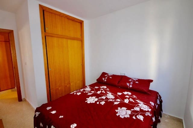 Apartamento de 3 habitaciones en Villamartin, Orihuela en venta con piscina - 165.000 € (Ref: 9731269)