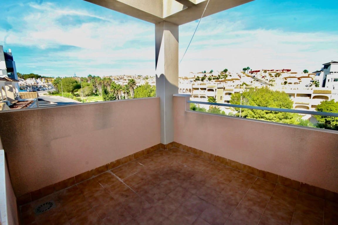 3 chambre Appartement à vendre à Villamartin avec piscine - 165 000 € (Ref: 9731269)