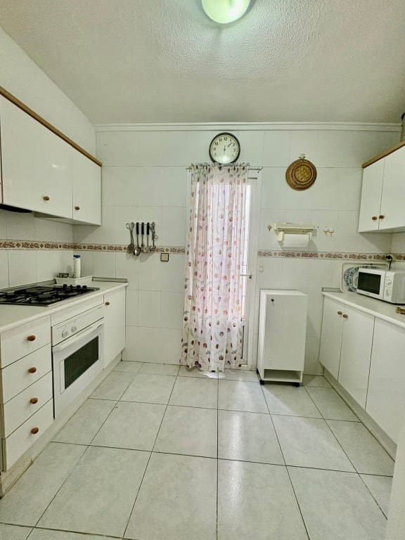 2 bedroom Apartment for sale in La Florida with pool - € 159,995 (Ref: 9731270)