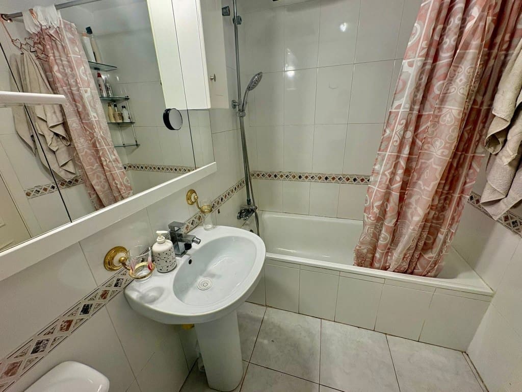 2 bedroom Apartment for sale in La Florida with pool - € 159,995 (Ref: 9731270)