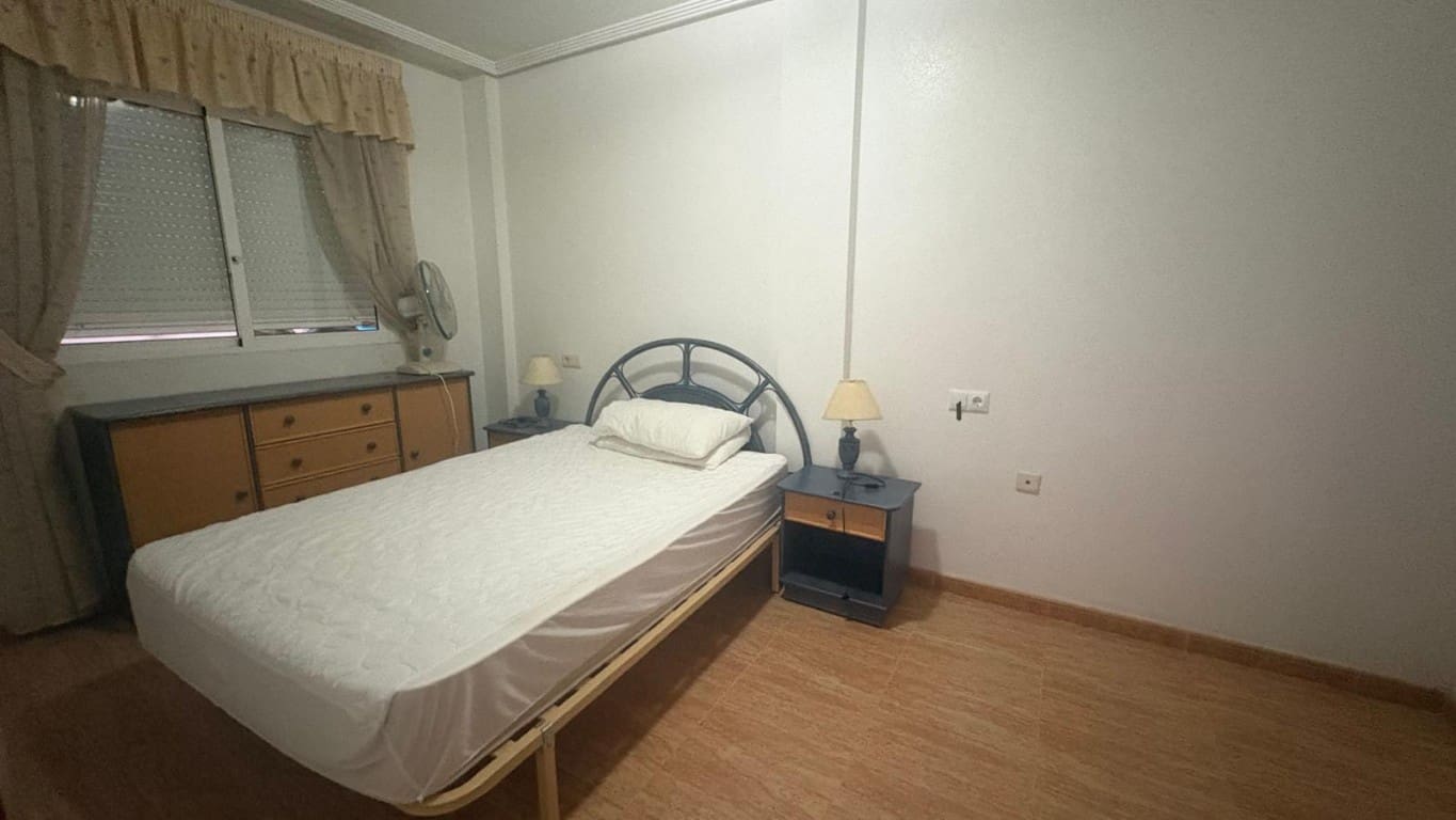 2 bedroom Apartment for sale in Playa Flamenca with pool - € 149,500 (Ref: 9731272)