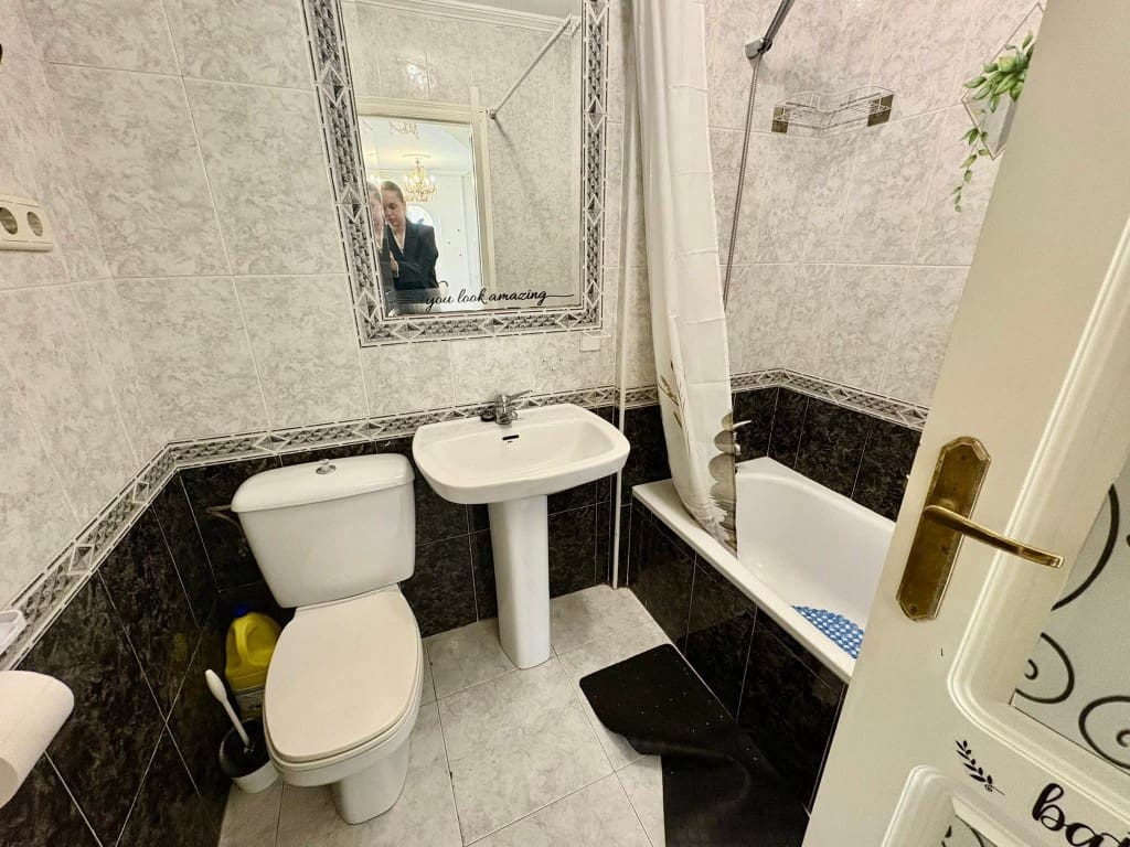 2 bedroom Apartment for sale in Playa Flamenca with pool - € 139,950 (Ref: 9731273)