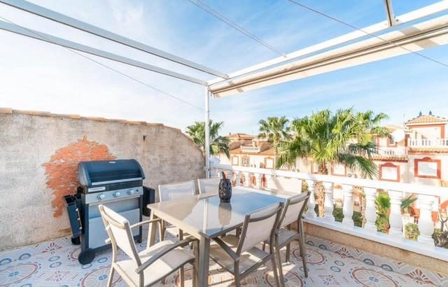 Chalet de 2 habitaciones en Playa Flamenca, Orihuela en venta con piscina - 195.000 € (Ref: 9731275)