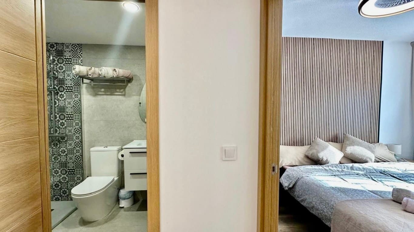 1 bedroom Apartment for sale in Torrevieja with pool - € 139,900 (Ref: 9731276)