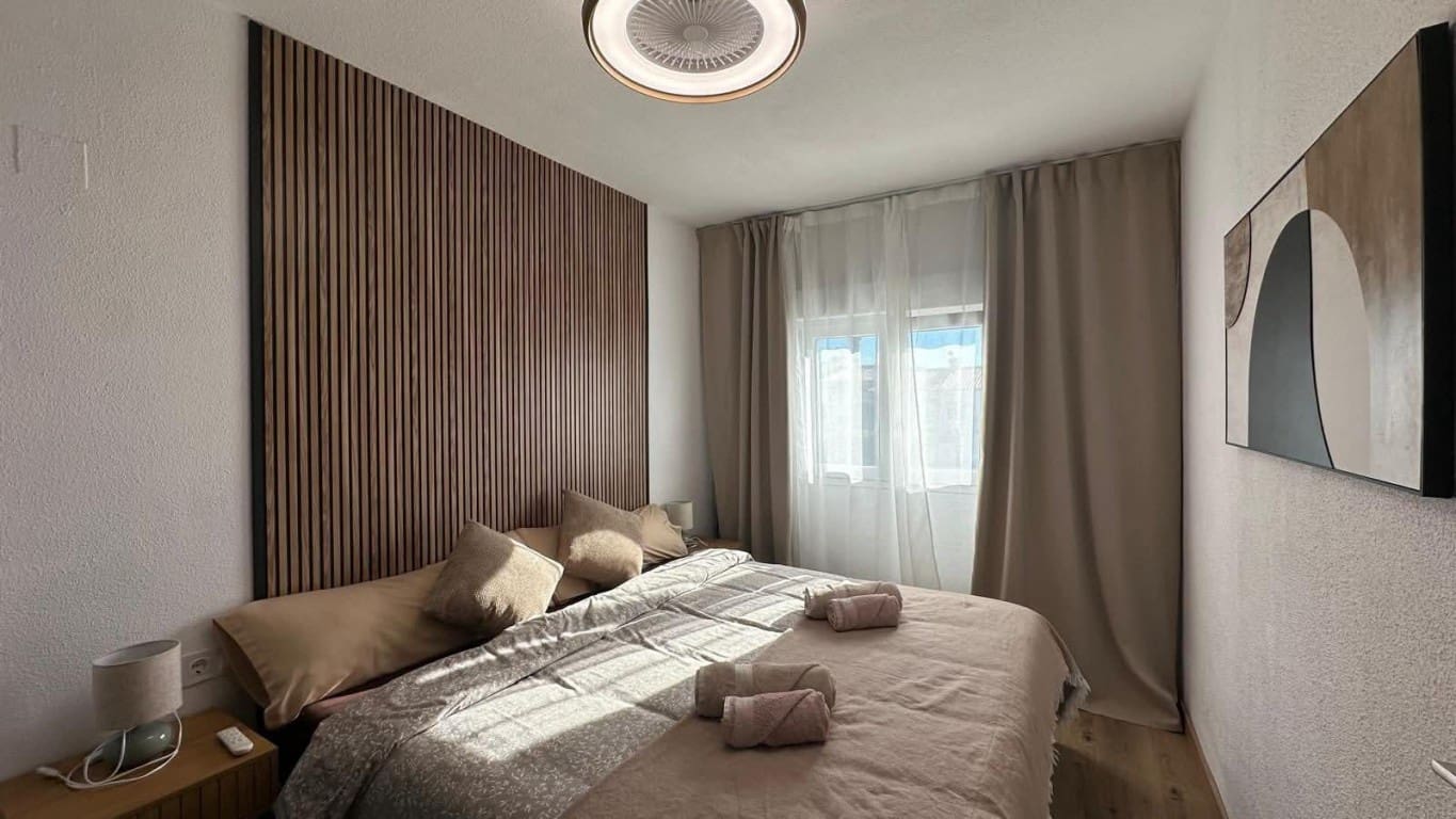 1 bedroom Apartment for sale in Torrevieja with pool - € 139,900 (Ref: 9731276)