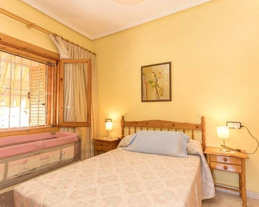 2 bedroom Villa for sale in Los Altos with pool - € 159,000 (Ref: 9731279)