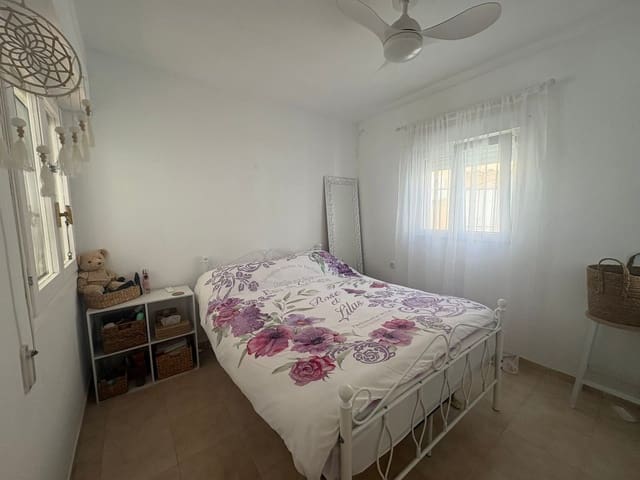 1 chambre Appartement à vendre à La Florida, Orihuela avec piscine - 129 950 € (Ref: 9731280)